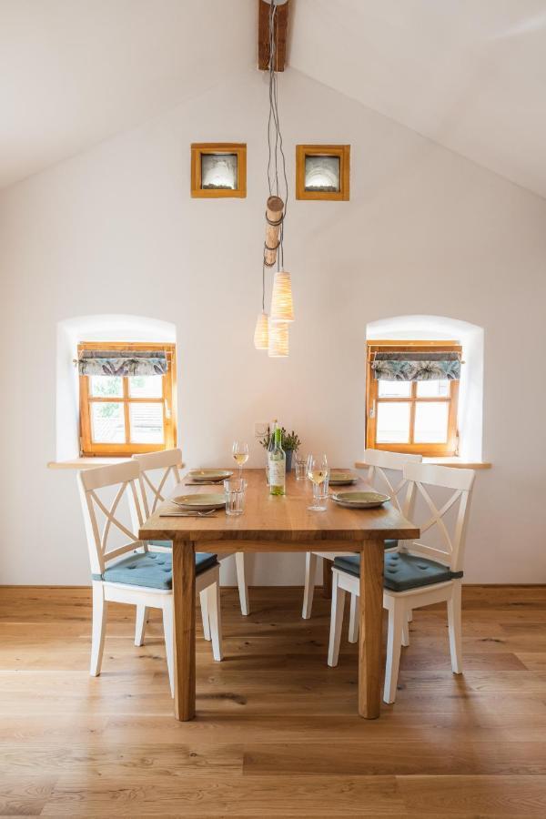 Ambiente & Comfort Im Historischen Anwesen Apartment Walting
